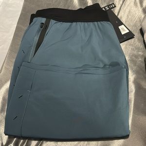 Men Ten Thousand Interval Shorts